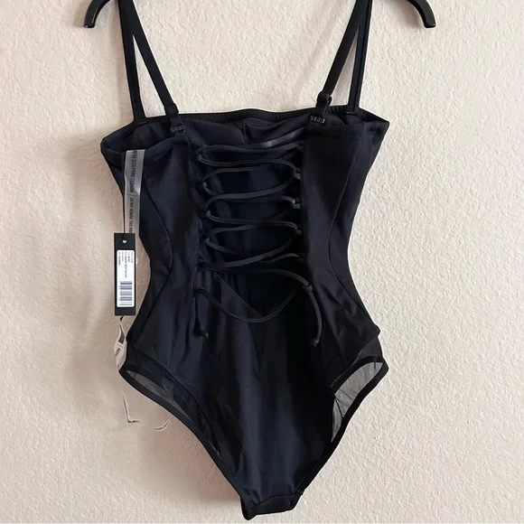 TA3 Squarey Thin Straps Swimsuit - Picture 2 of 7